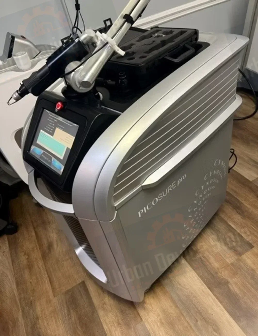 Cynosure PicoSure 755nm & 532nm Laser - Tattoo & Pigment Removal