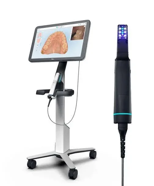 iTero Lumina Intraoral Scanner
